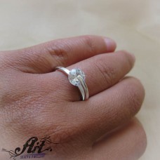 Сребърен дамски пръстен с цирконий R-849